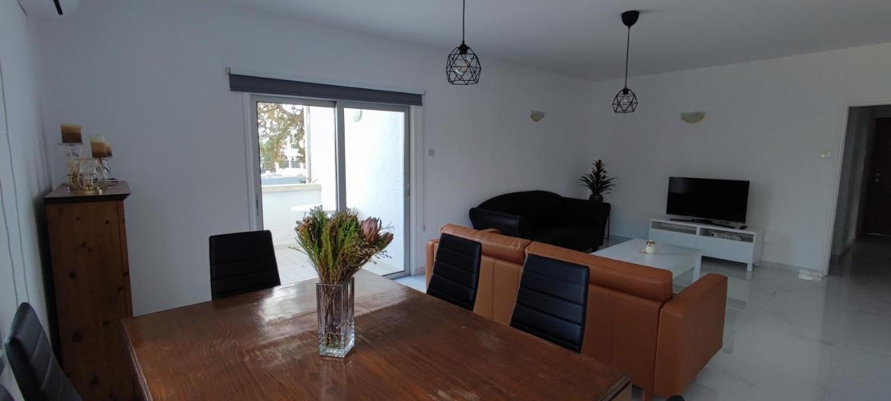 Ellas Modern Duplex City Center Nicosia Exterior foto